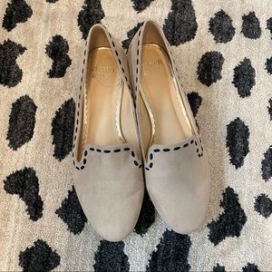 Crown & Ivy Loafers | Cream w/ Navy Stitching